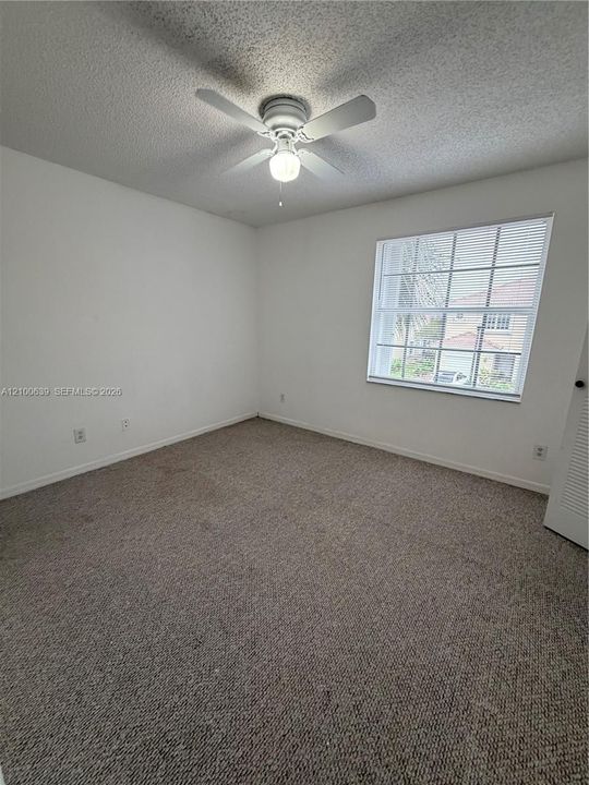 В аренду: $2,550 (2 спален, 2 ванн, 1120 Квадратных фут)