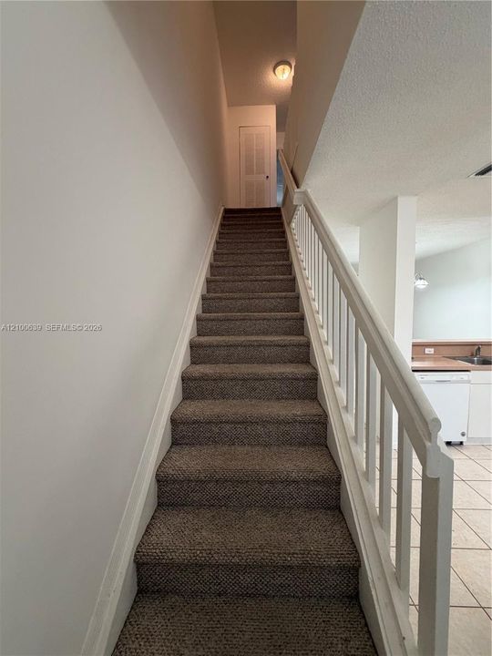В аренду: $2,550 (2 спален, 2 ванн, 1120 Квадратных фут)