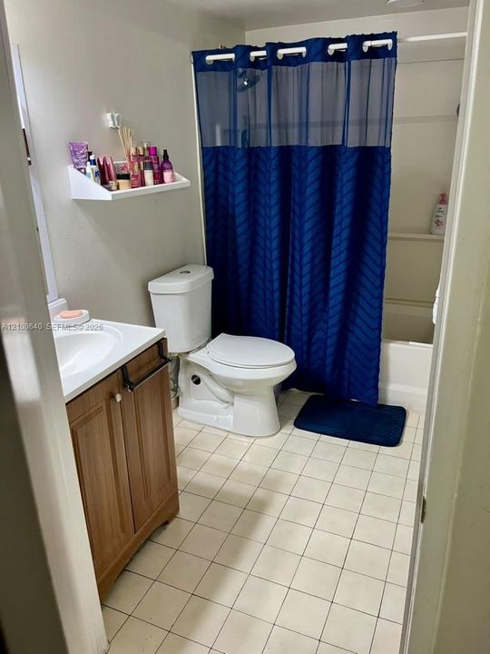 For Sale: $279,500 (2 beds, 2 baths, 1004 Square Feet)