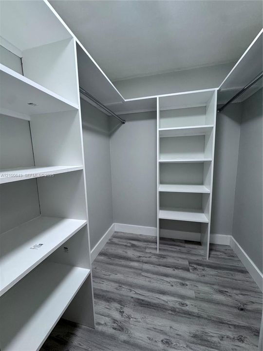 For Rent: $2,390 (2 beds, 2 baths, 1317 Square Feet)