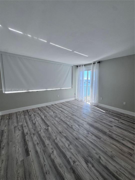 For Rent: $2,390 (2 beds, 2 baths, 1317 Square Feet)
