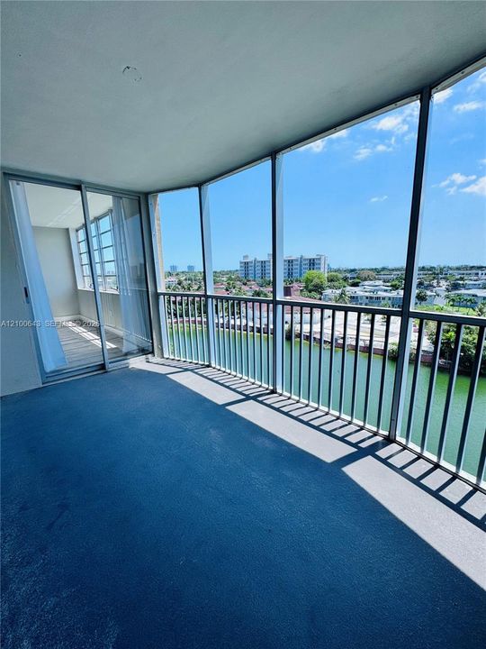 For Rent: $2,390 (2 beds, 2 baths, 1317 Square Feet)