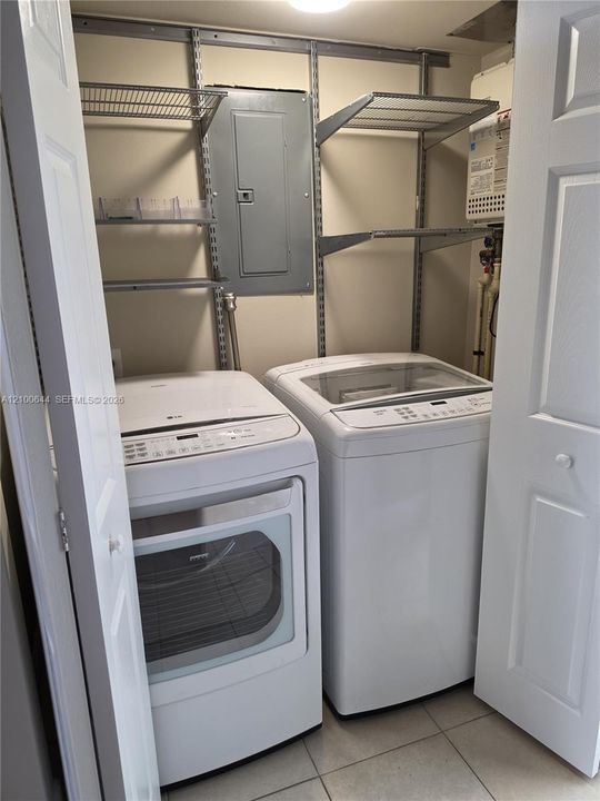 En Renta: $3,100 (2 camas, 2 baños, 1080 Pies cuadrados)