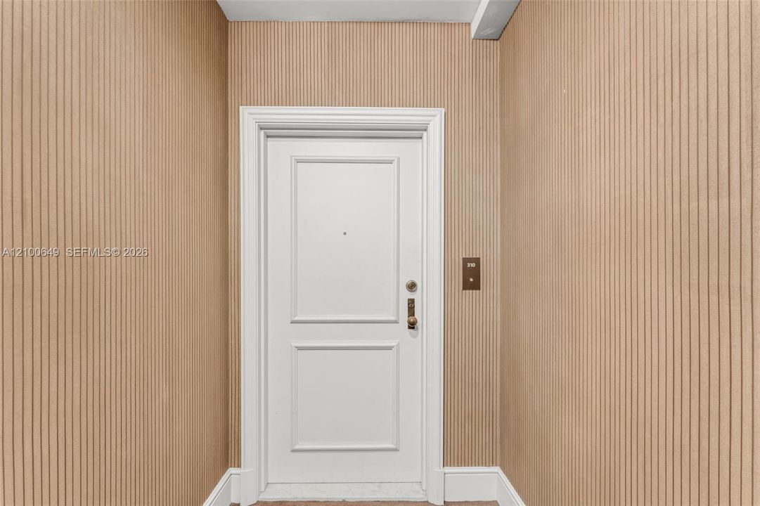 На продажу: $1,690,000 (2 спален, 2 ванн, 1882 Квадратных фут)