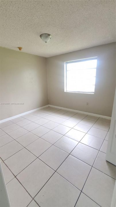 В аренду: $2,550 (3 спален, 2 ванн, 1092 Квадратных фут)
