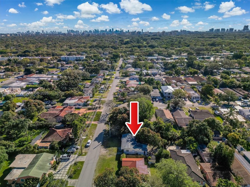 En Venta: $765,000 (3 camas, 2 baños, 1304 Pies cuadrados)