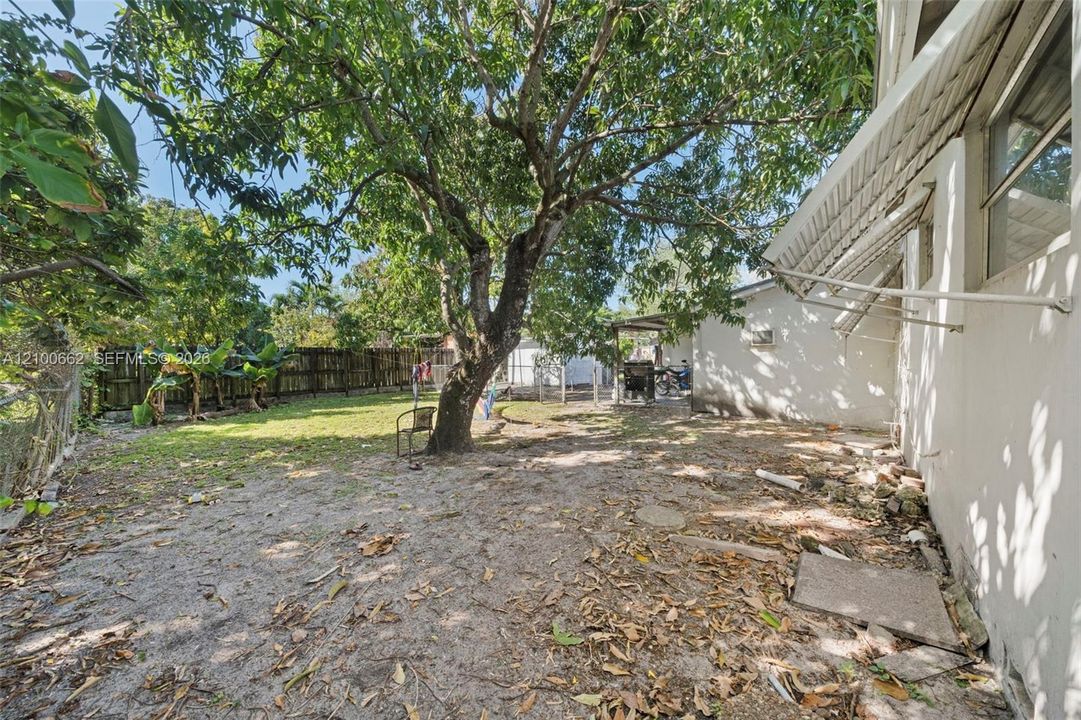 En Venta: $765,000 (3 camas, 2 baños, 1304 Pies cuadrados)