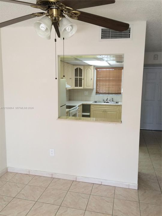 En Renta: $1,950 (1 camas, 1 baños, 922 Pies cuadrados)