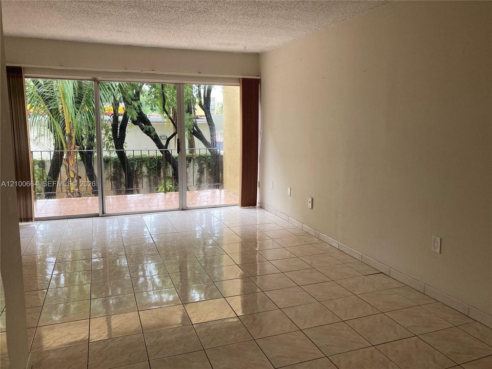 En Renta: $1,950 (1 camas, 1 baños, 922 Pies cuadrados)