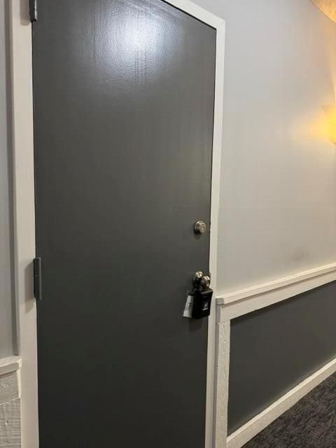 3119 Kitchen Entrance