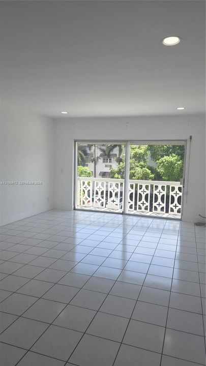 En Renta: $2,490 (1 camas, 2 baños, 958 Pies cuadrados)