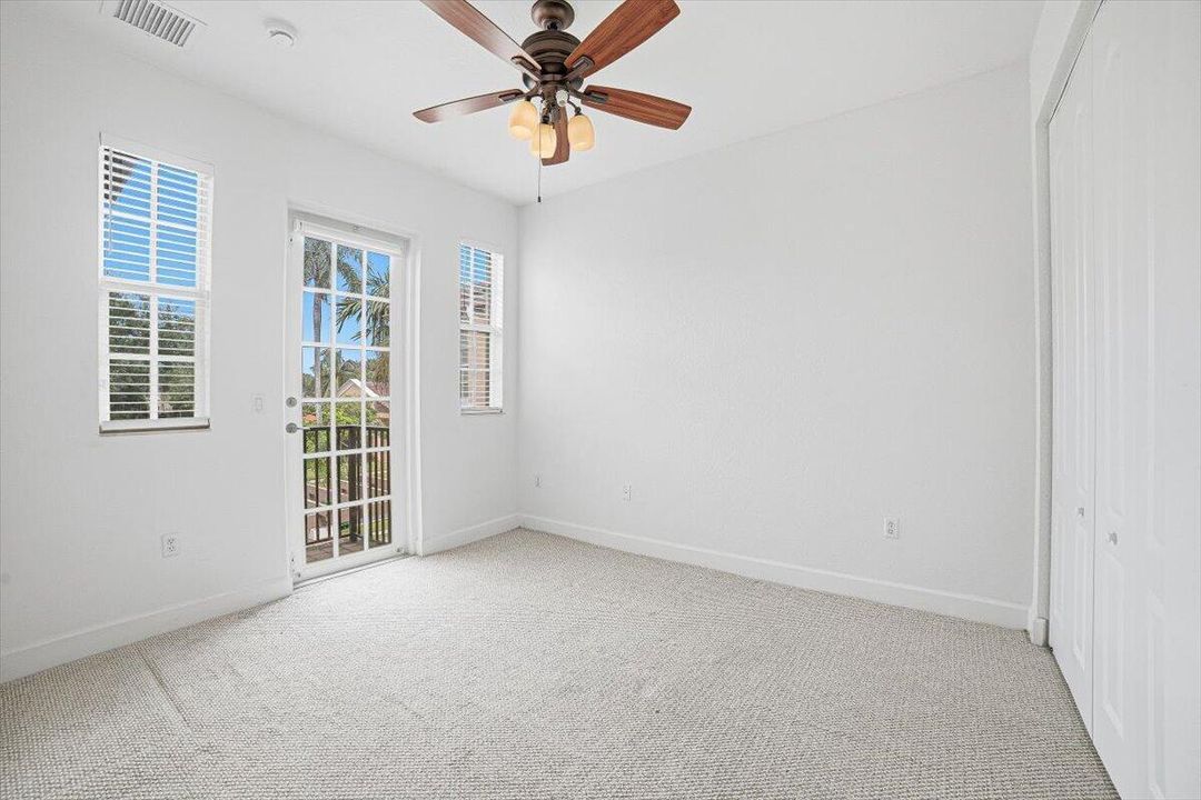 19-Bedroom1