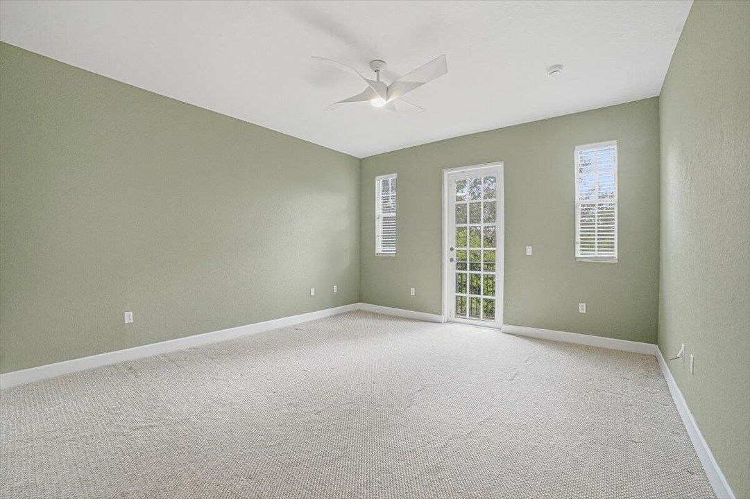 25-Bedroom2