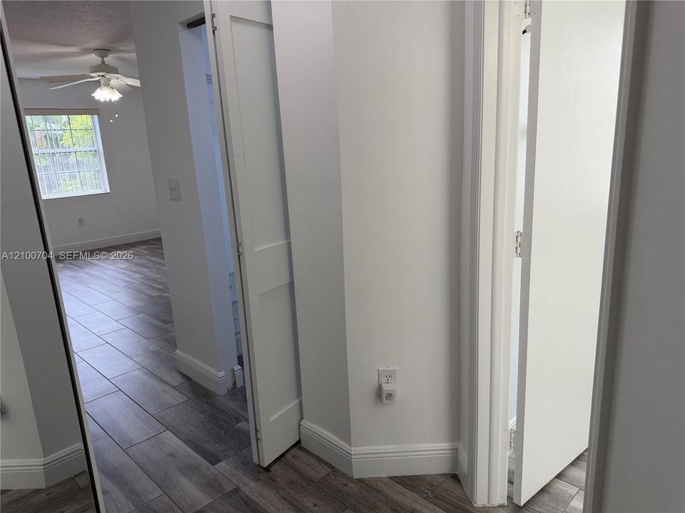 En Renta: $4,500 (4 camas, 3 baños, 2107 Pies cuadrados)