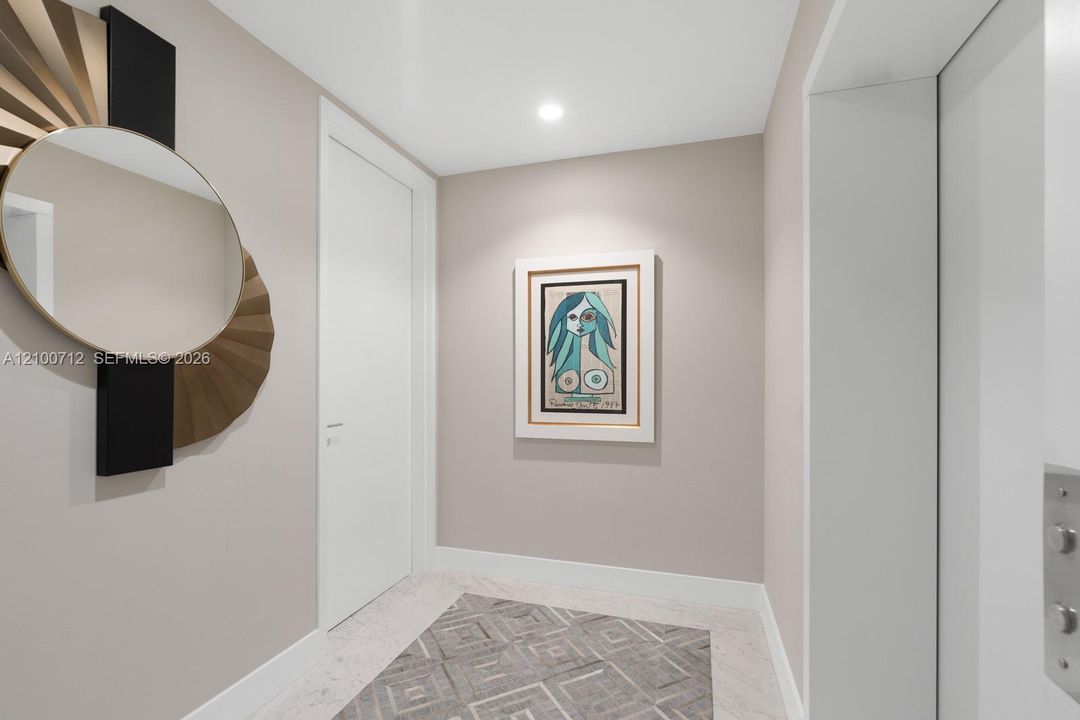 En Venta: $2,950,000 (2 camas, 2 baños, 1245 Pies cuadrados)