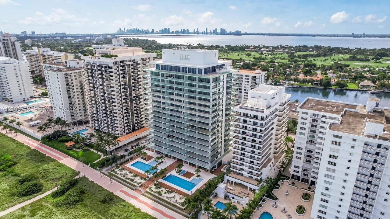 En Venta: $2,950,000 (2 camas, 2 baños, 1245 Pies cuadrados)