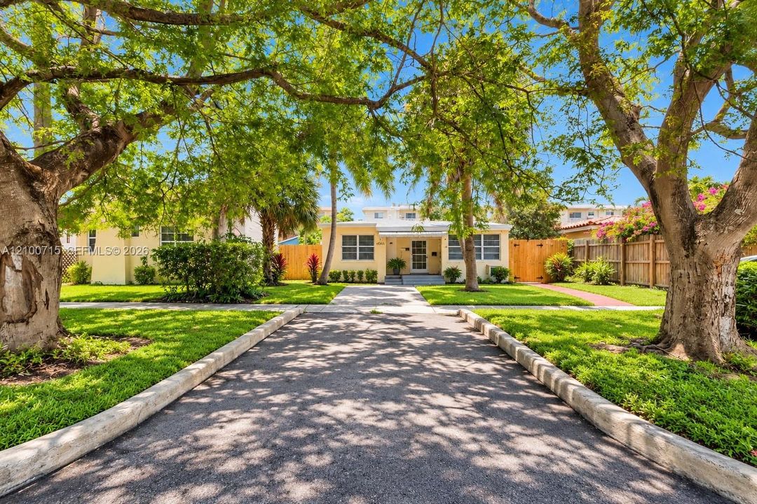 For Sale: $599,990 (0 beds, 0 baths, 1422 Square Feet)