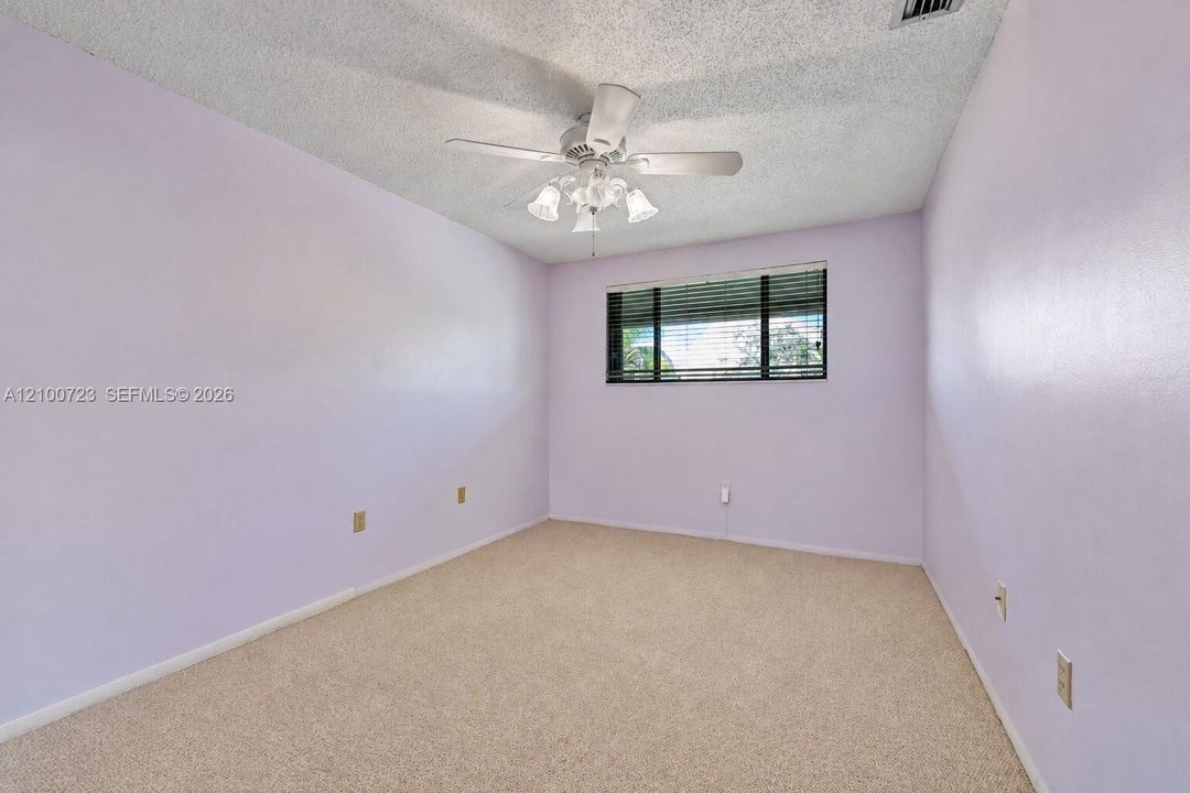 For Sale: $570,000 (3 beds, 2 baths, 1548 Square Feet)