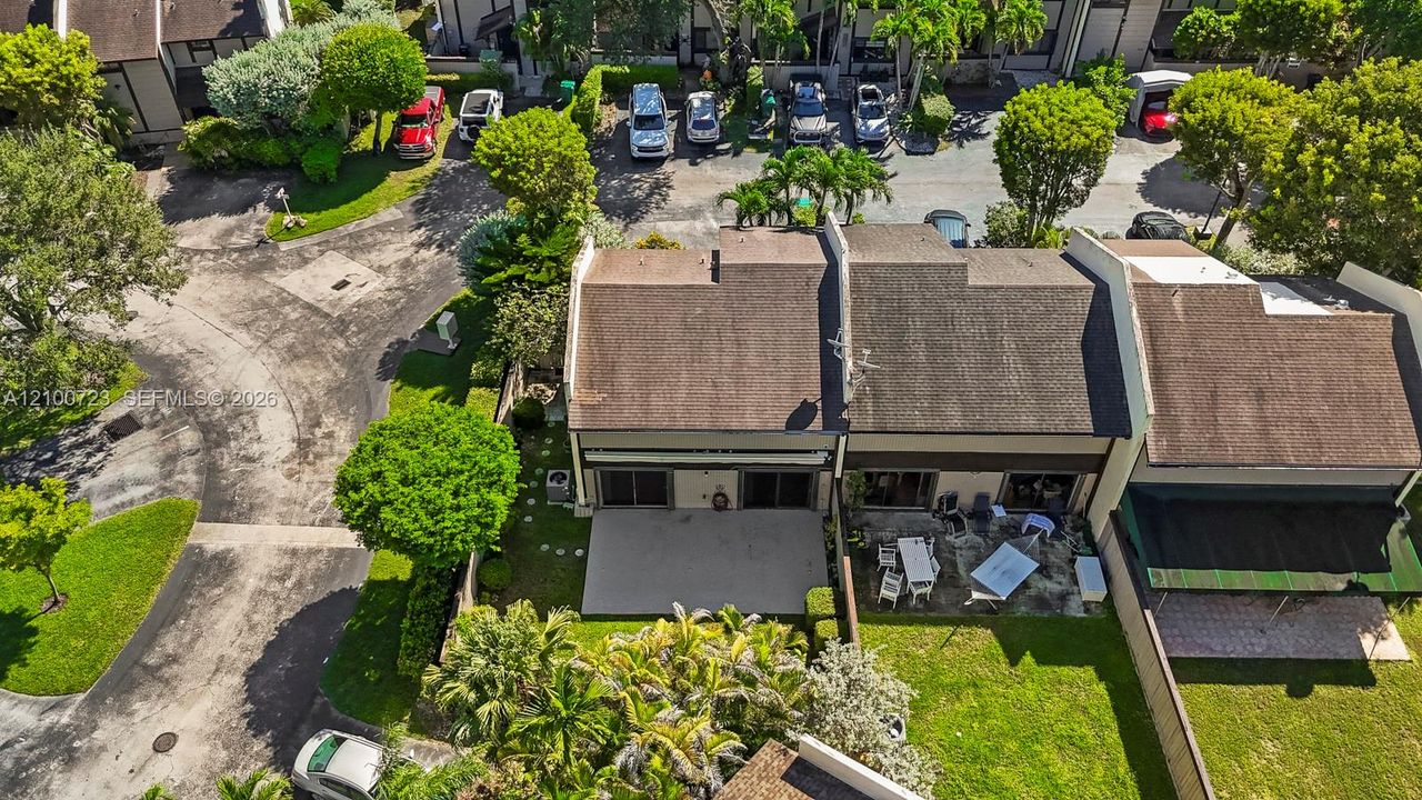 For Sale: $570,000 (3 beds, 2 baths, 1548 Square Feet)