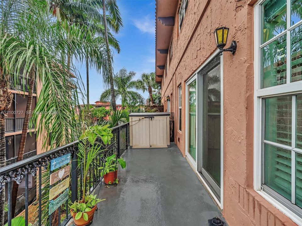 En Venta: $295,000 (3 camas, 2 baños, 1496 Pies cuadrados)
