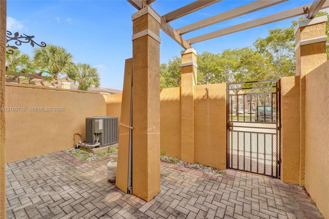 Rear courtyard