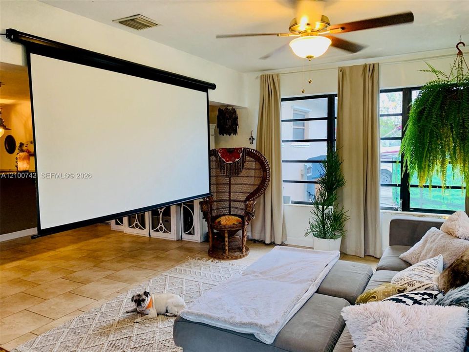 For Rent: $2,975 (3 beds, 2 baths, 1656 Square Feet)