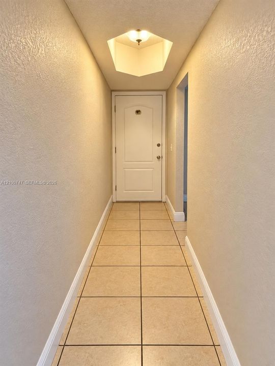 For Sale: $209,900 (2 beds, 2 baths, 1055 Square Feet)