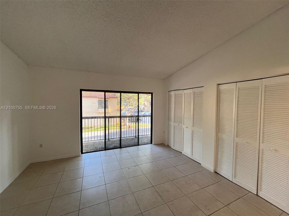 В аренду: $2,950 (2 спален, 2 ванн, 1152 Квадратных фут)