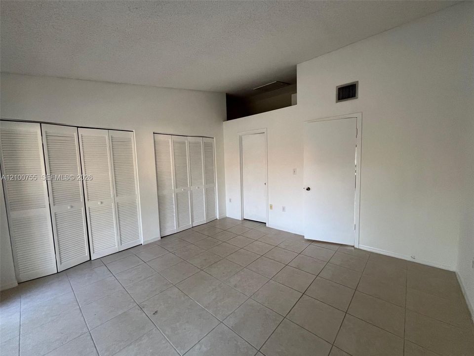 В аренду: $2,950 (2 спален, 2 ванн, 1152 Квадратных фут)