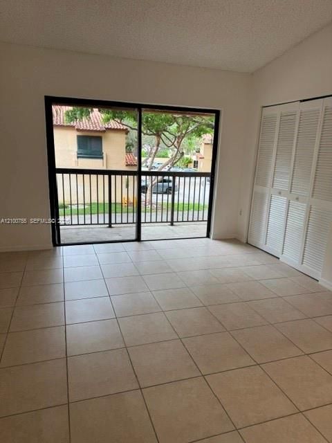 В аренду: $2,950 (2 спален, 2 ванн, 1152 Квадратных фут)