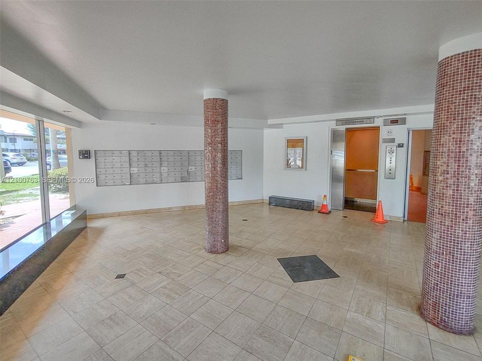 En Renta: $2,597 (3 camas, 2 baños, 1633 Pies cuadrados)