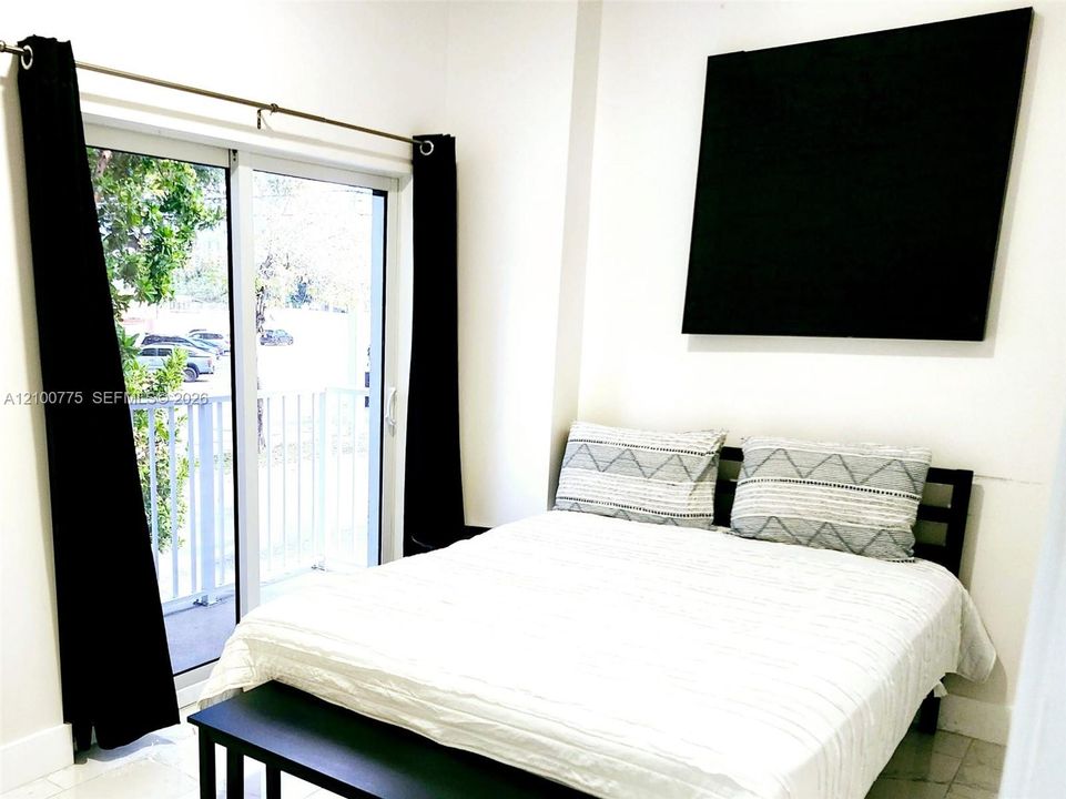 En Renta: $3,095 (3 camas, 2 baños, 11077 Pies cuadrados)