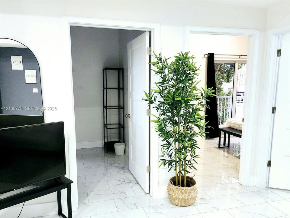 En Renta: $3,095 (3 camas, 2 baños, 11077 Pies cuadrados)