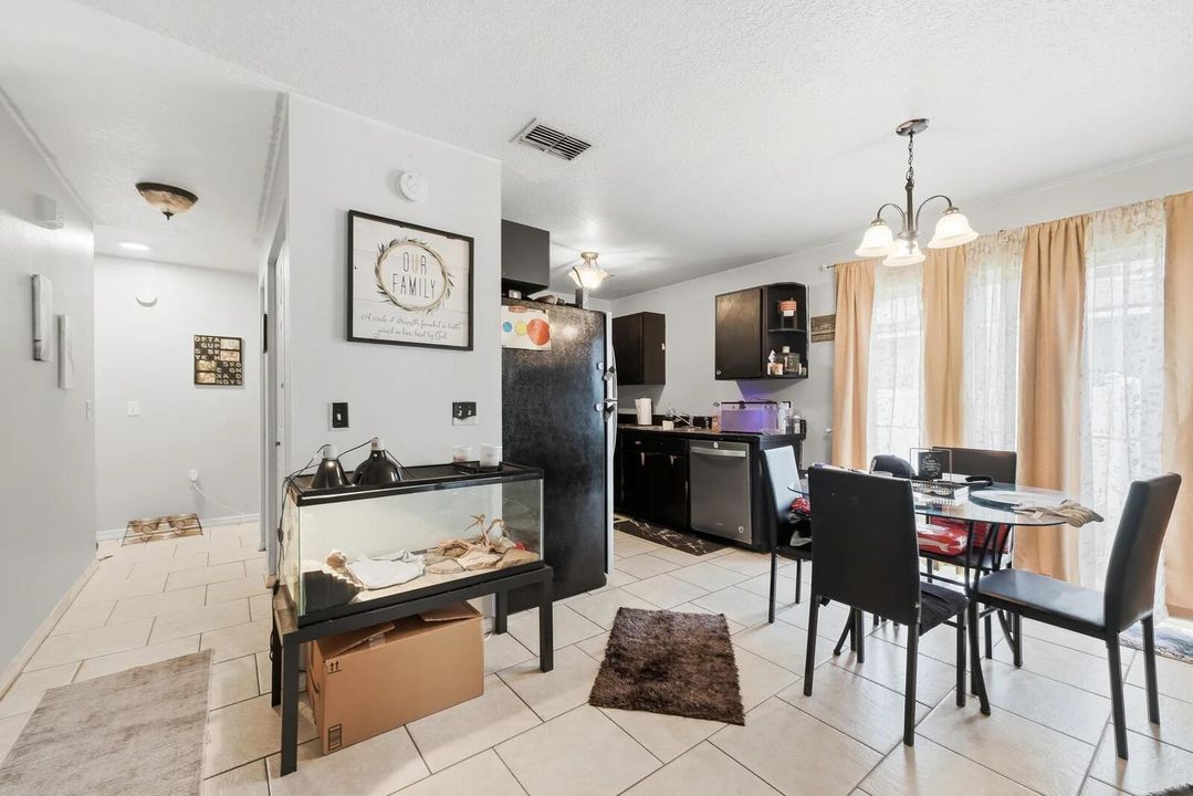 1410 Kissimmee Ct4