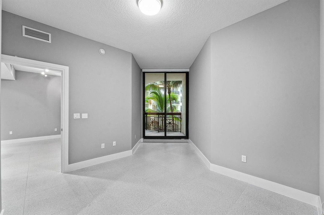 017-801SouthOliveAvenue-Unit820-WestPalm