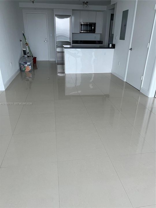 For Rent: $4,100 (2 beds, 2 baths, 1110 Square Feet)