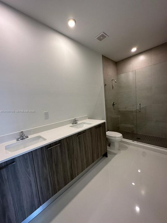 For Rent: $3,900 (4 beds, 3 baths, 2254 Square Feet)