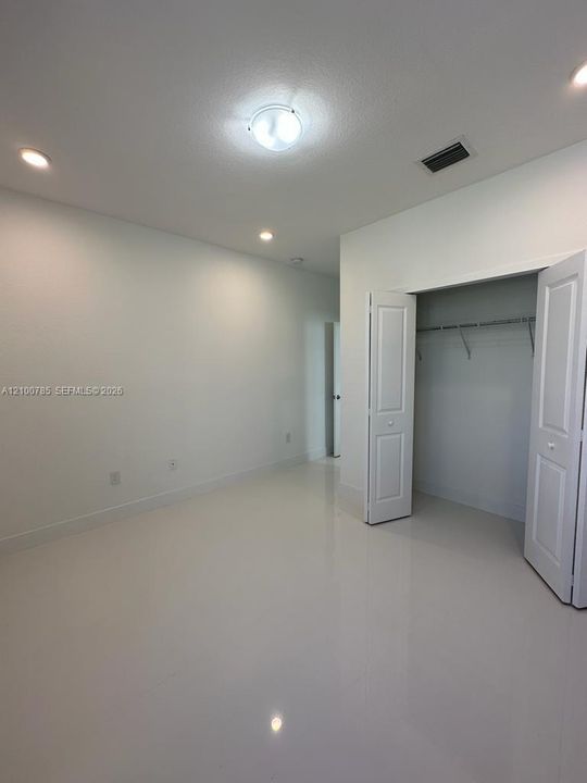 For Rent: $3,900 (4 beds, 3 baths, 2254 Square Feet)