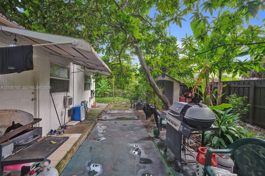 En Venta: $849,900 (6 camas, 4 baños, 2382 Pies cuadrados)