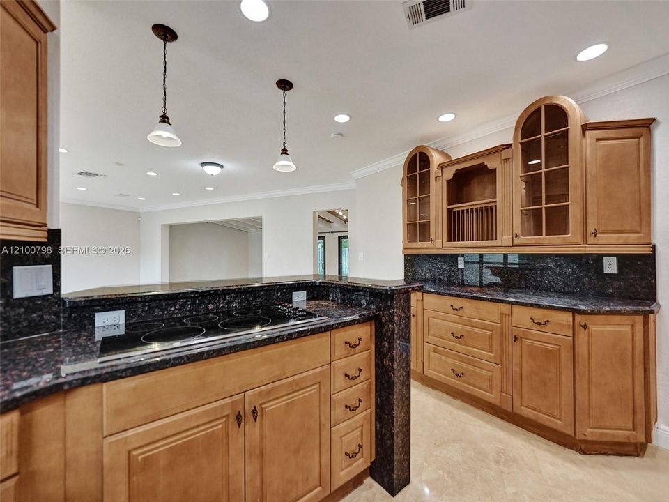 En Venta: $1,275,000 (3 camas, 2 baños, 2016 Pies cuadrados)