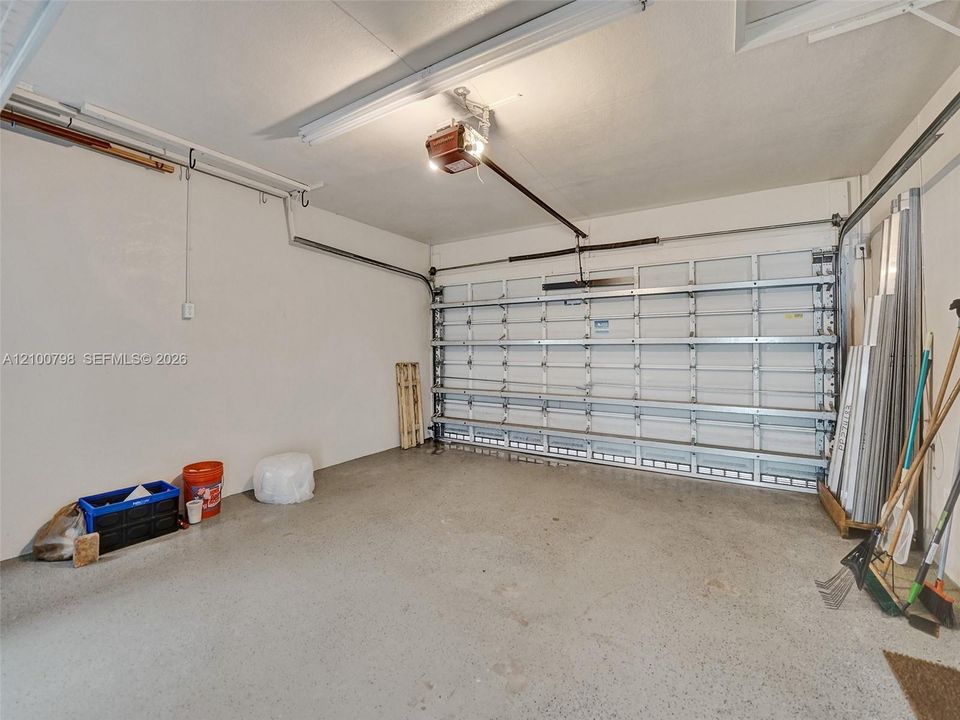 En Venta: $1,275,000 (3 camas, 2 baños, 2016 Pies cuadrados)