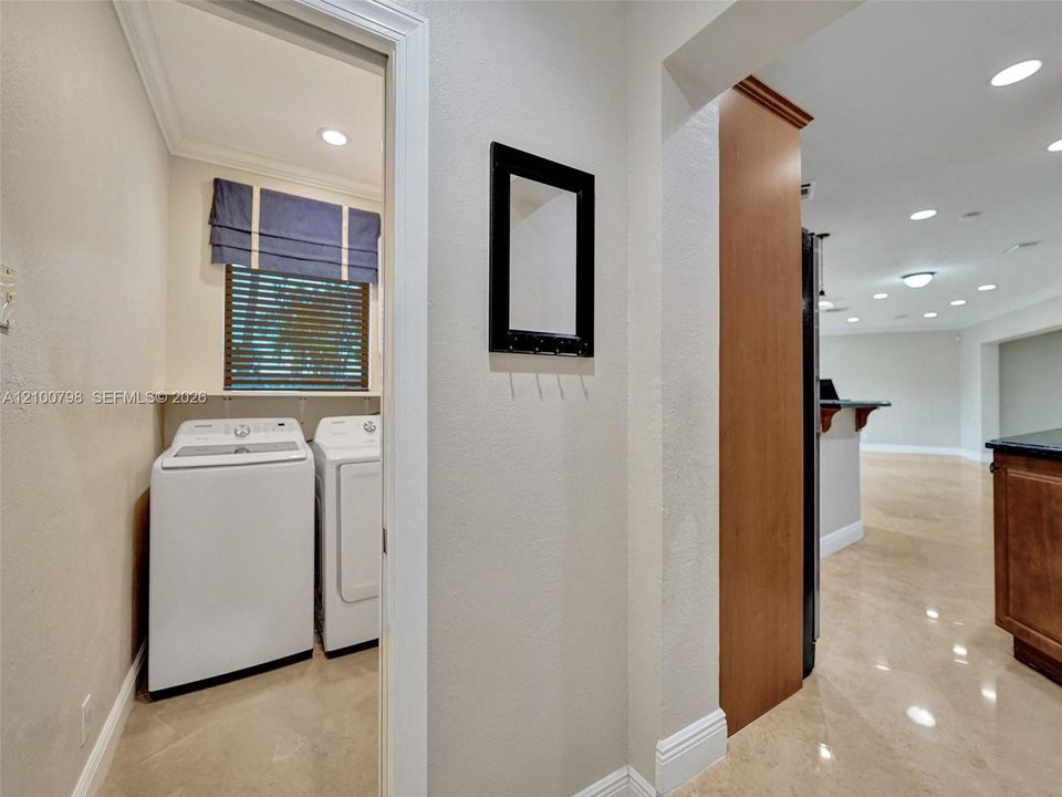 En Venta: $1,275,000 (3 camas, 2 baños, 2016 Pies cuadrados)