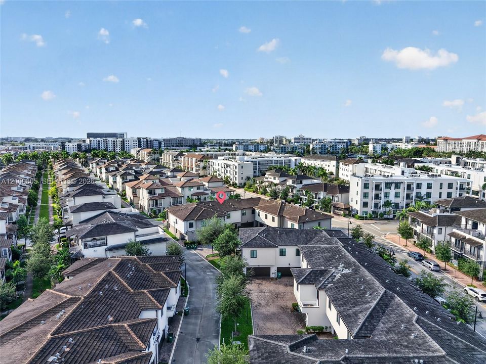 For Sale: $729,000 (3 beds, 2 baths, 1570 Square Feet)