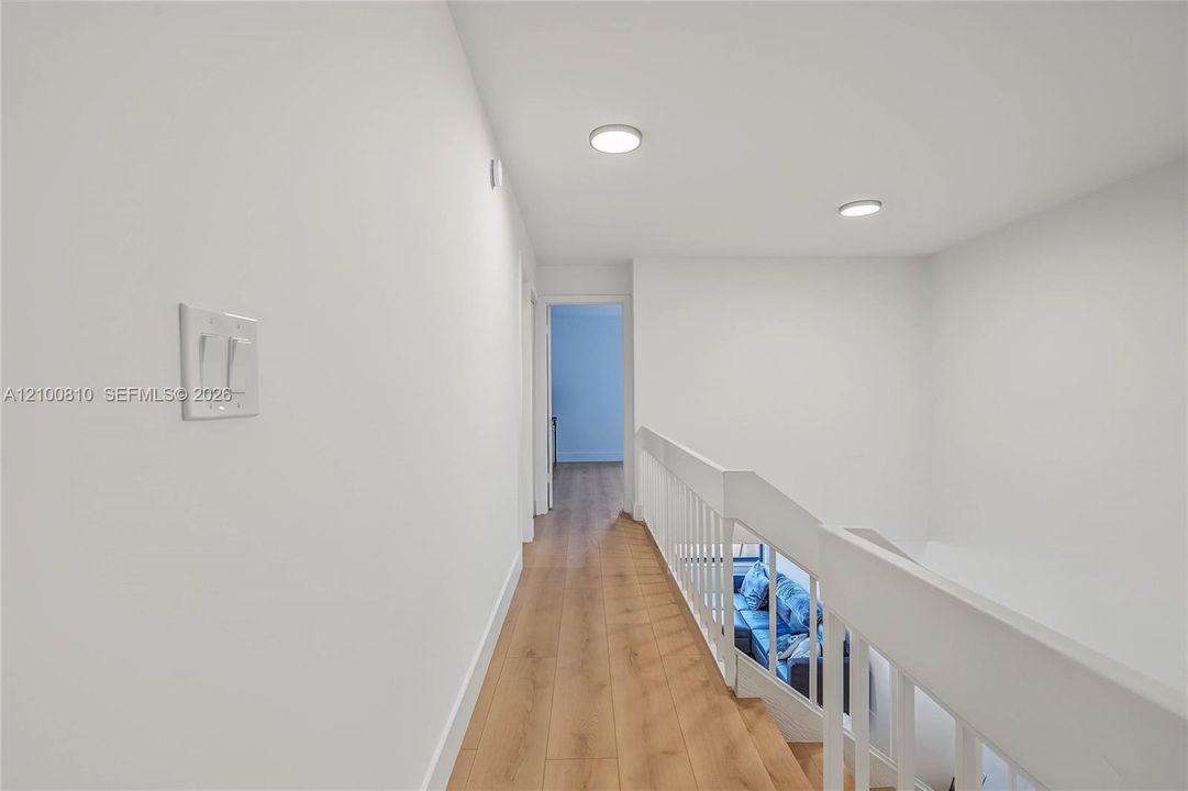 En Venta: $459,999 (2 camas, 2 baños, 1830 Pies cuadrados)