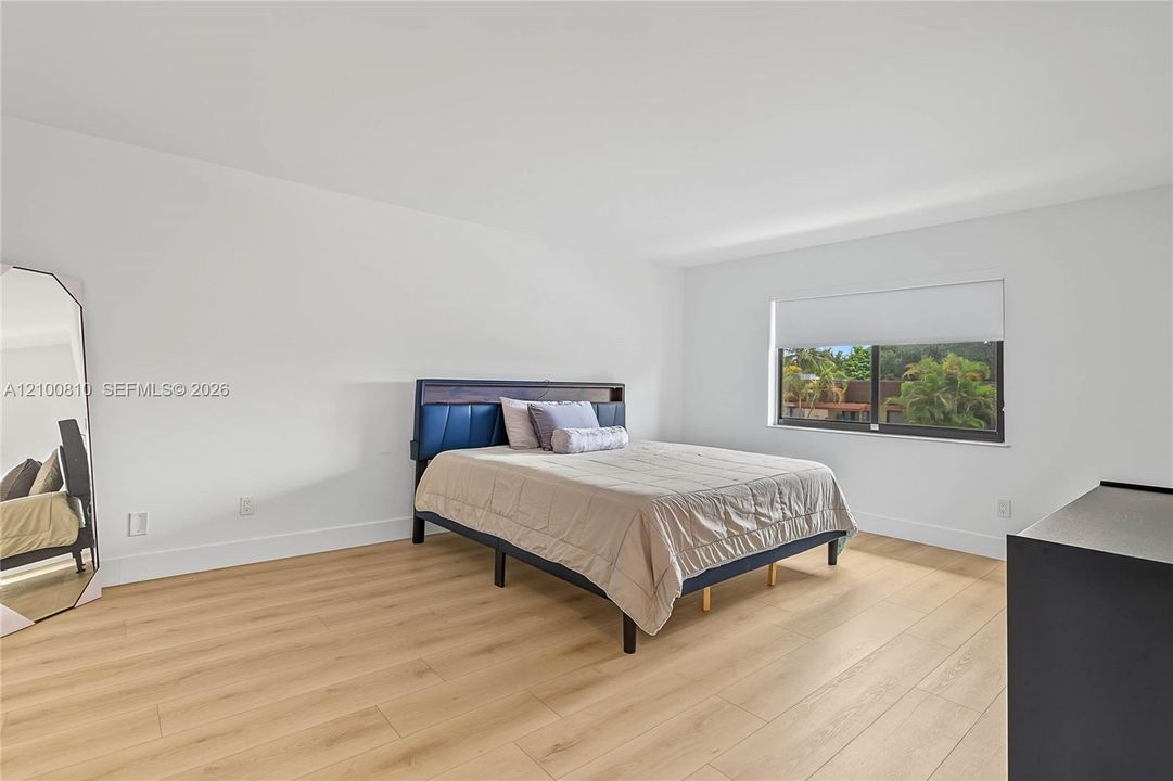 En Venta: $459,999 (2 camas, 2 baños, 1830 Pies cuadrados)