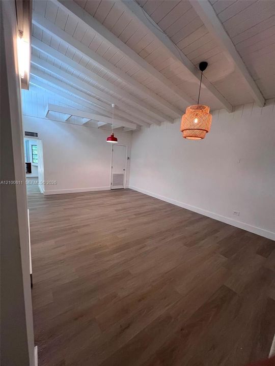 En Renta: $4,550 (3 camas, 2 baños, 3450 Pies cuadrados)