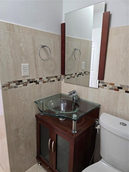 В аренду: $3,400 (3 спален, 2 ванн, 1434 Квадратных фут)