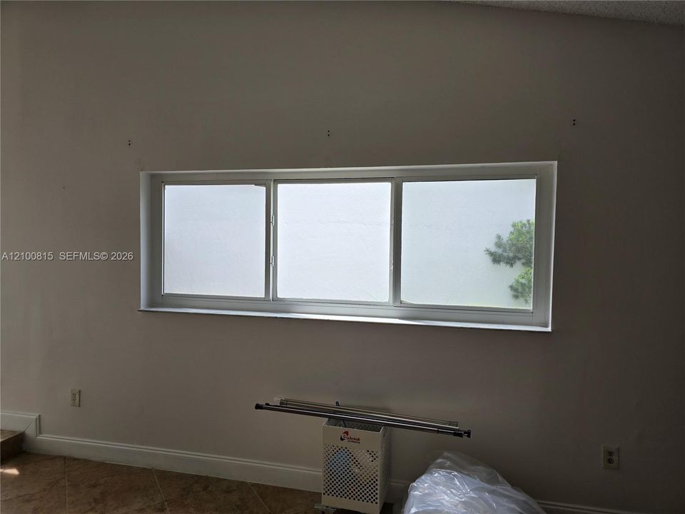 В аренду: $3,400 (3 спален, 2 ванн, 1434 Квадратных фут)