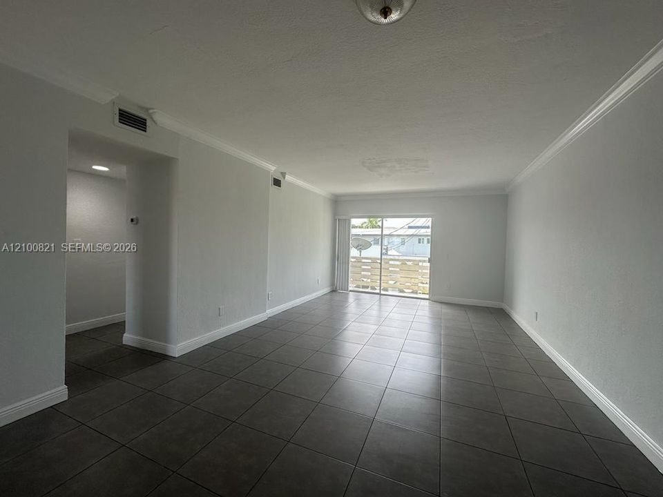 В аренду: $2,290 (2 спален, 2 ванн, 932 Квадратных фут)