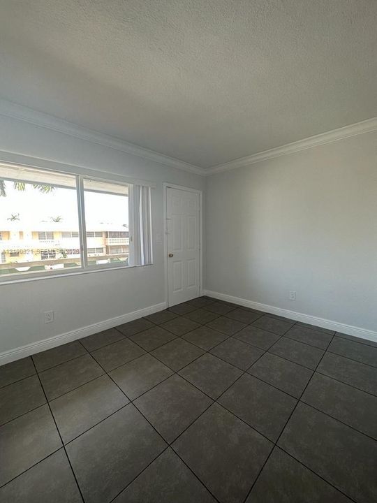 В аренду: $2,290 (2 спален, 2 ванн, 932 Квадратных фут)
